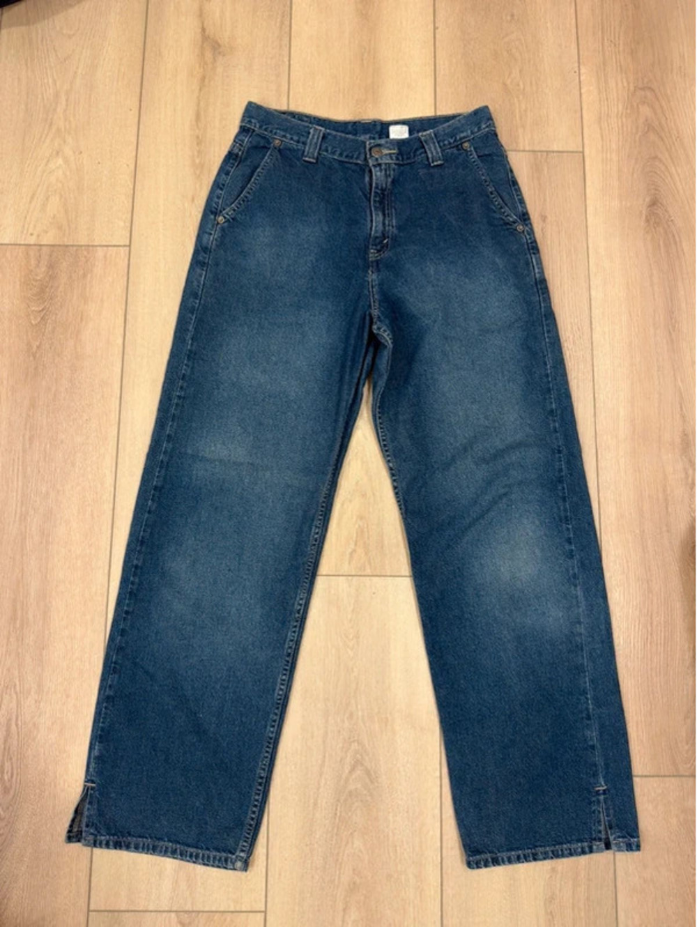 1990's Vintage Levi’s Dry Goods Relaxed Straight Leg Blue Jeans Y2K High Rise